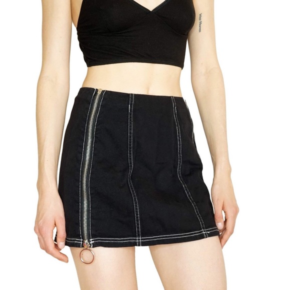 urban outfitters black zipper skirt - Picture 3 of 4
